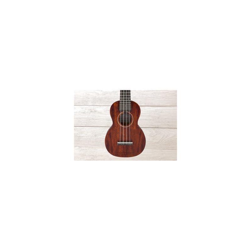 Gretsch G9100 Soprano Styard, Vintage Mahogany Stain, Ukulele con Gig Bag